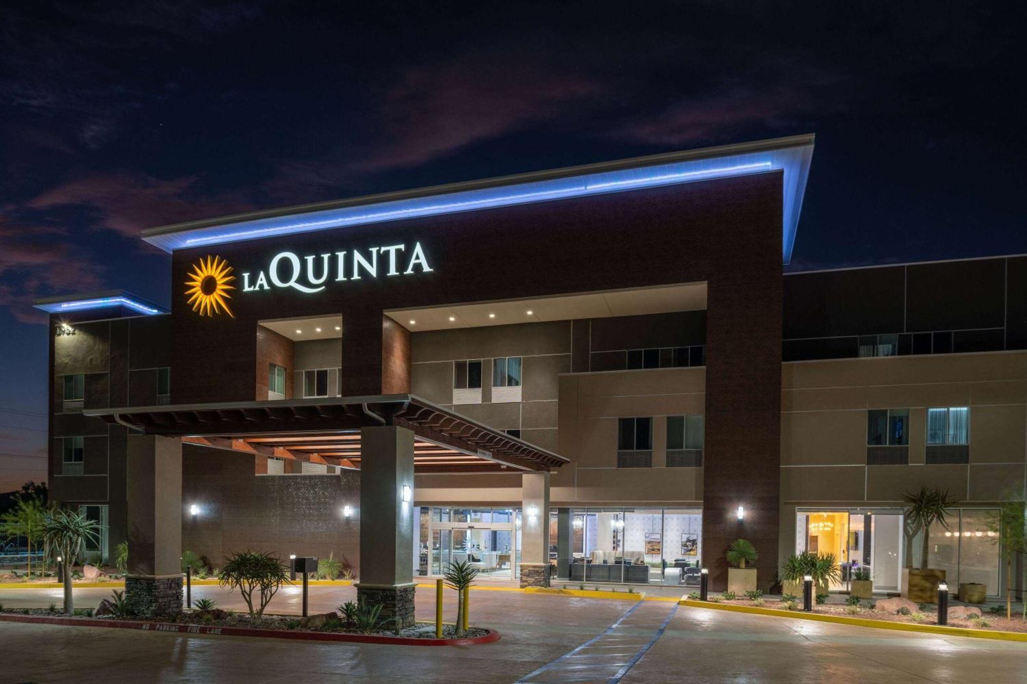 La Quinta Inn & Suites By Wyndham Yucaipa ภายนอก รูปภาพ